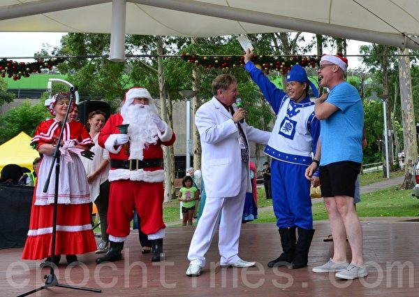 First Prize - Gosford Parade